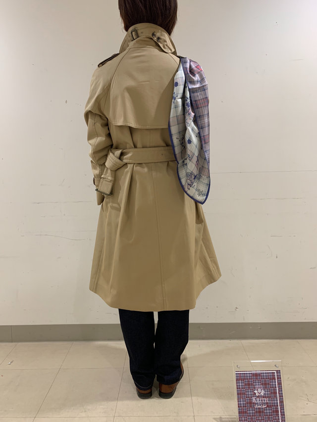 トレンチコートをカジュアルに着こなす！ KEITH