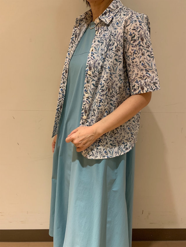 Mizunoコラボワンピースの着こなし KEITH