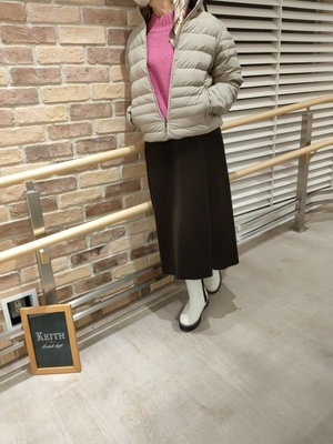 カラーニットコーデ KEITH