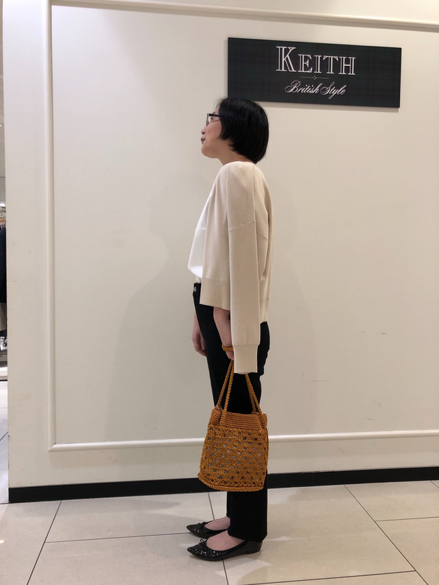 春のブラックデニムコーデ KEITH