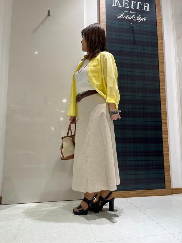 ブラウスコーデ KEITH