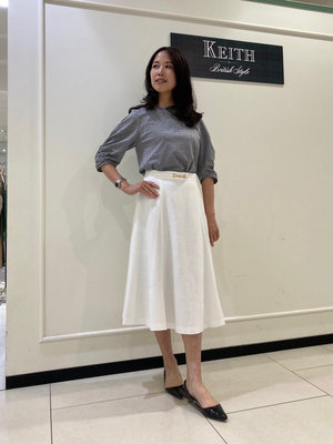 思いきって白と合わせて夏らしくコーディネート KEITH