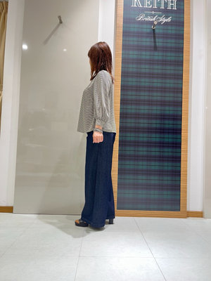 ワイドデニムのきれいめコーデ KEITH