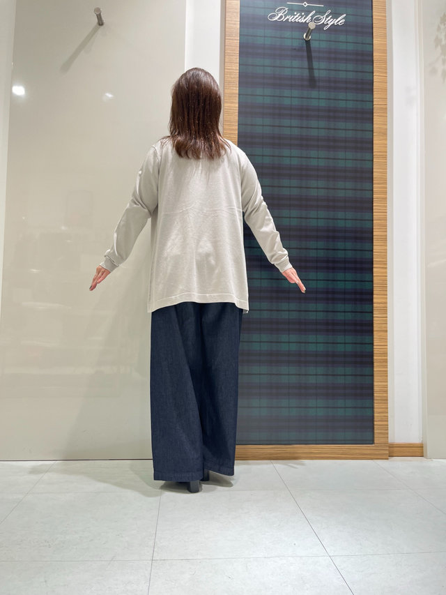 ワイドデニムのきれいめコーデ KEITH