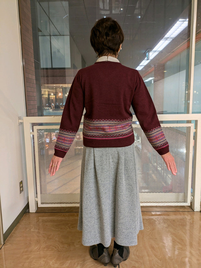 カーディガンの出番です KEITH