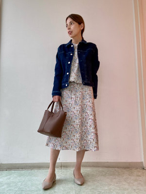 きれい見え【トラッカーデニムジャケット】で春の大人フェミニンコーディネート KEITH