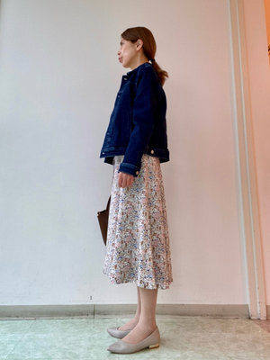 きれい見え【トラッカーデニムジャケット】で春の大人フェミニンコーディネート KEITH