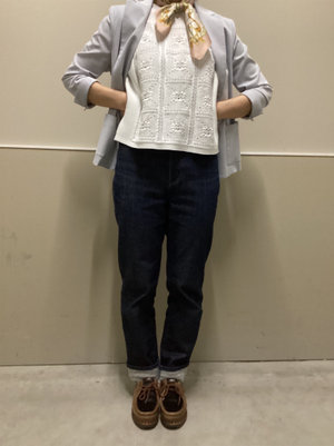 ピンストライプ柄ジャケットのコーディネート KEITH