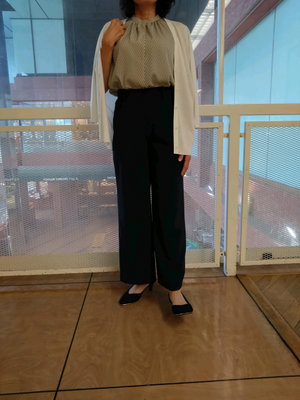 夏のブラウスコーデ KEITH