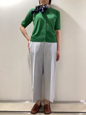 きれいな色のカーディガンスタイル KEITH