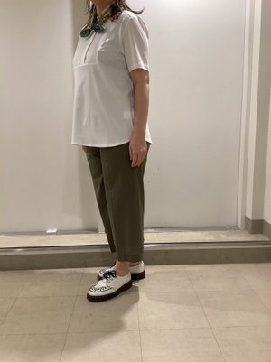 爽やかなTシャツとパンツコーデ KEITH