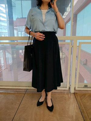 夏のブラウススタイル KEITH