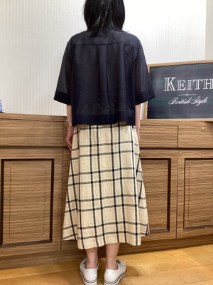 リネンチェックスカートコーデ KEITH
