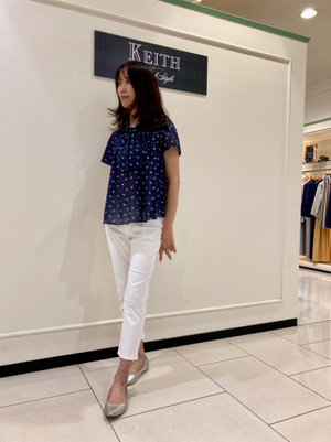 暑い日も快適に過ごせるブラウス KEITH