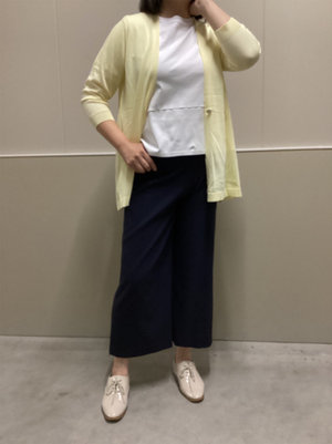 cool素材カーディガンのさっぱり無地コーデ KEITH