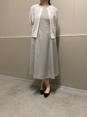 落ちついた雰囲気のドレスアップコーデ KEITH