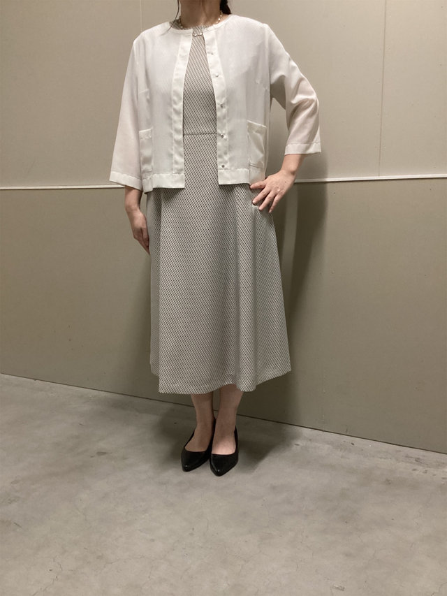 落ちついた雰囲気のドレスアップコーデ KEITH