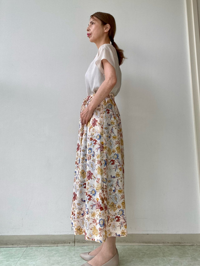 【チンツフラワーで着回しコーデ】スカートで大人フェミニンコーデ KEITH