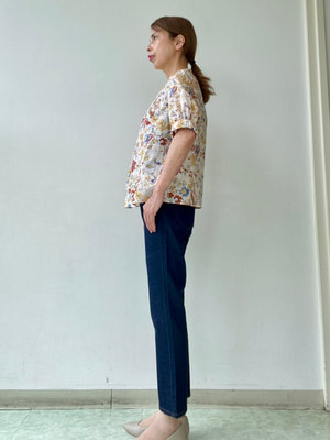 【チンツフラワーで着回しコーデ】デニムできれいめカジュアルコーデ KEITH