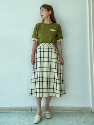 【コットンTシャツ】で大人フェミニンコーデ KEITH