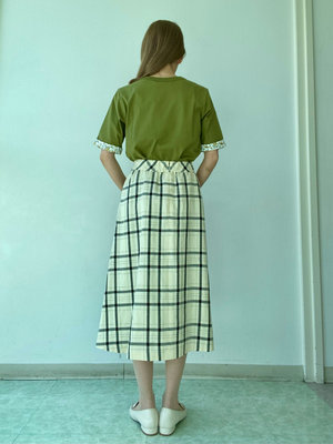 【コットンTシャツ】で大人フェミニンコーデ KEITH