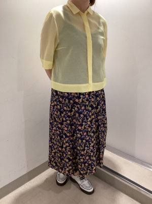 夏の華やかで爽やかな着こなし KEITH