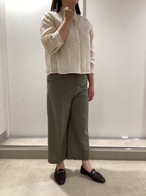 涼しげリネンブラウスのシンプルコーデ KEITH