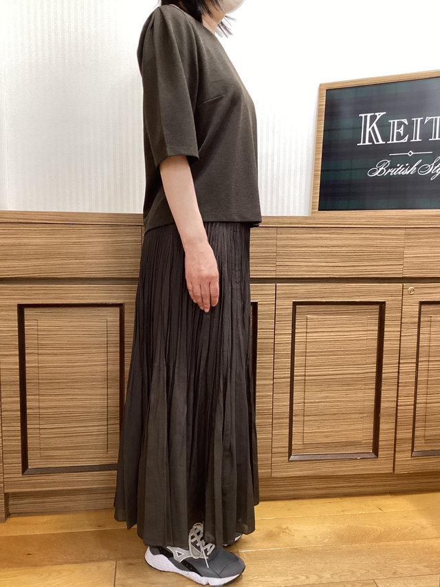 ワントーンコーデ KEITH