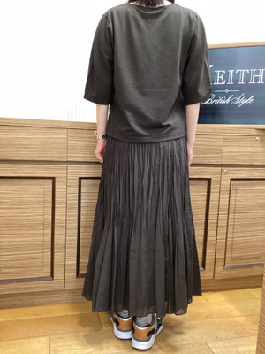 ワントーンコーデ KEITH