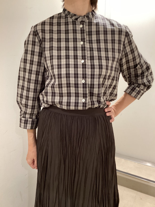 ブラウンカラーコーデ KEITH