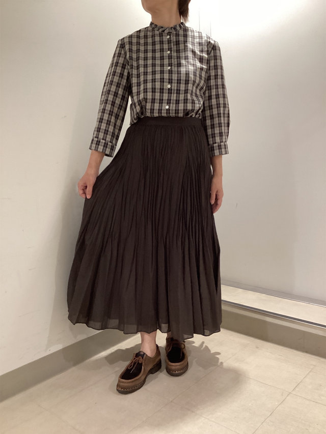 ブラウンカラーコーデ KEITH