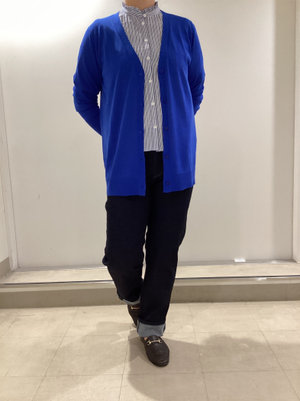 深めのブルーで初秋スタイル KEITH