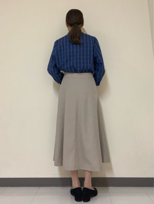 【ブロードチェックブラウス】で秋を感じるフェミニンコーデ KEITH