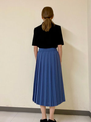 【ソフトポプリンスカート】で大人配色きれいめコーデ KEITH