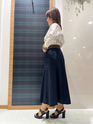 お気に入りのブラウス KEITH