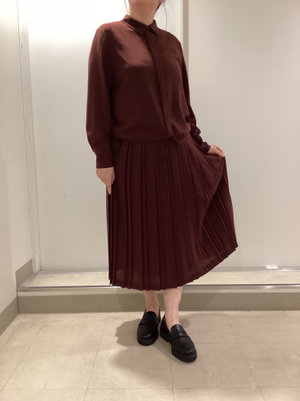 秋色を取り入れたセットアップコーデ KEITH