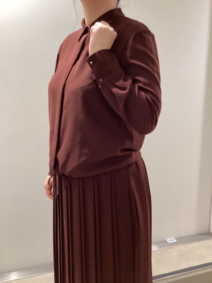 秋色を取り入れたセットアップコーデ KEITH