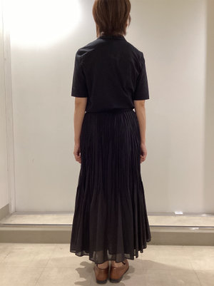 ブラックのワントーンコーデ KEITH