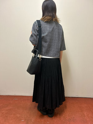 プリーツスカートコーデ KEITH