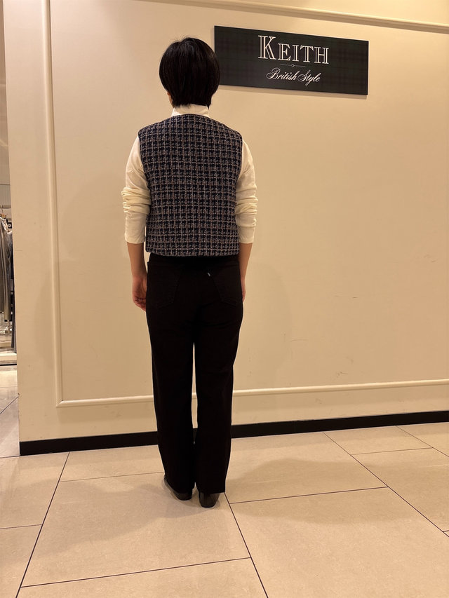 華やかベストで秋コーデ KEITH