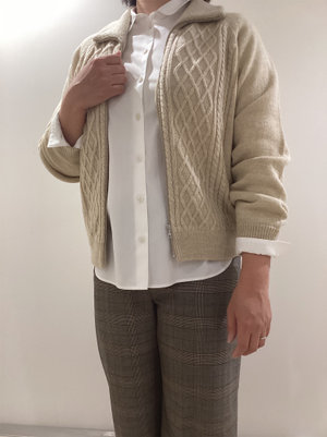 ニットアウターの着こなし KEITH