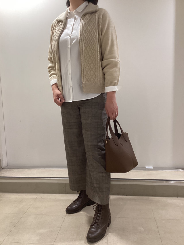 ニットアウターの着こなし KEITH