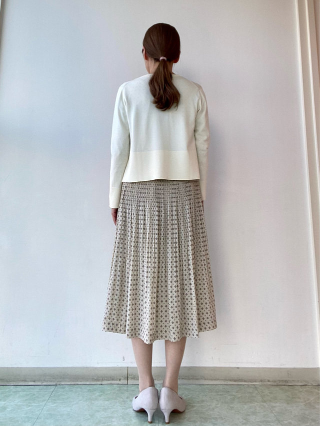 【ジオメトリックパターンセットアップ】で春のワントーンコーデ KEITH