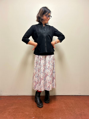 柄スカートコーデ KEITH