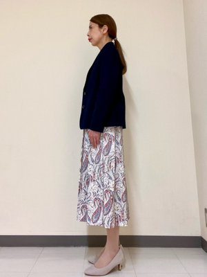 【イングリッシュチンツスカート】で大人きれいめコーデ KEITH