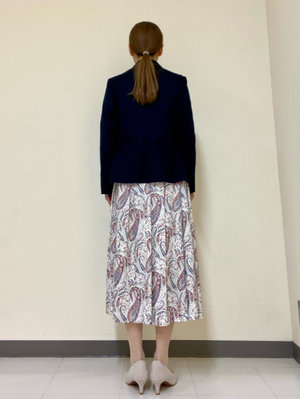 【イングリッシュチンツスカート】で大人きれいめコーデ KEITH