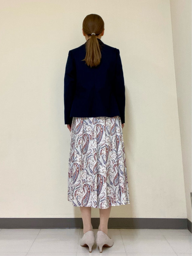 【イングリッシュチンツスカート】で大人きれいめコーデ KEITH