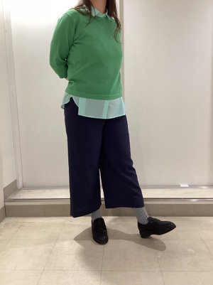 スッキリ綺麗なグリーンコーデ KEITH