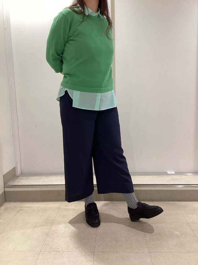 スッキリ綺麗なグリーンコーデ KEITH