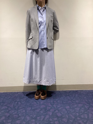 襟付きワンピースを着まわし　お仕事コーデ KEITH